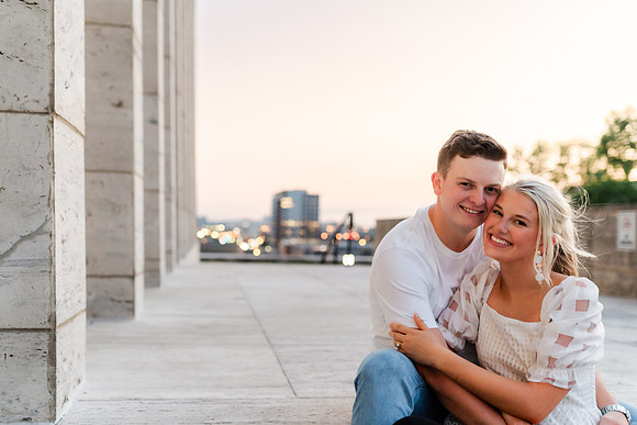 TAYLOR + KAYLEE - AN ENGAGEMENT STORY
